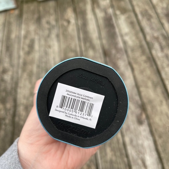 Corkcicle canteen - Picture 3 of 3